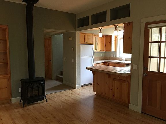 5th image of 1940 NW Monterey Pines Dr Unit 5