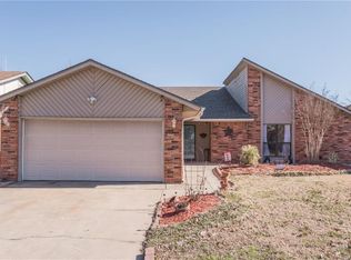 708 Westridge Ct, Yukon, OK 73099