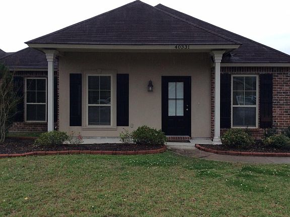 Cute home, quiet neighborhood