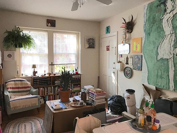 2nd image of 200 W Franklin St APT 4