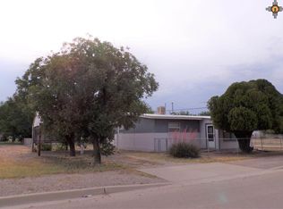 318 S 38th St, Artesia, NM 88210