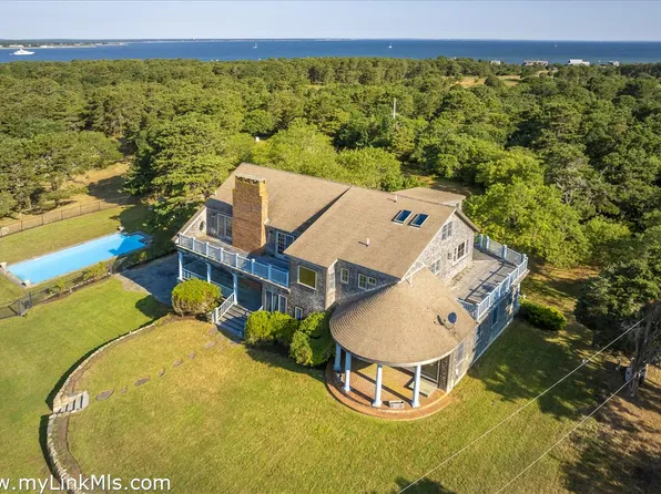56 N Neck Rd, Edgartown, MA 02539