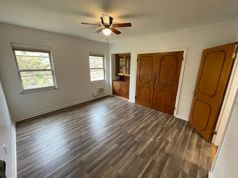 877 Ludlow Ave #4 — Photo 13