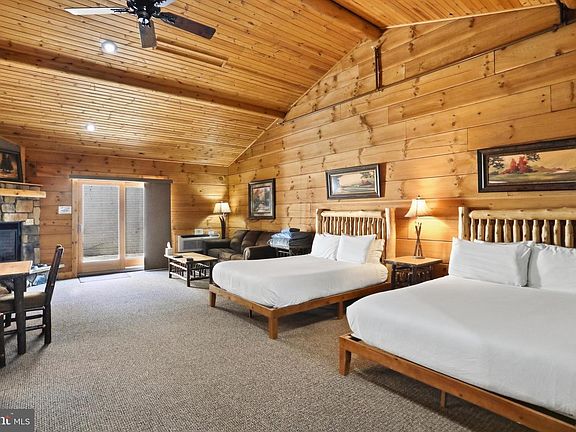 2nd image of 291 Cabin Lodge Rd