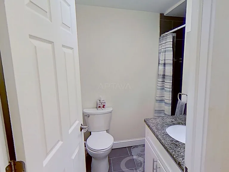 231 Norfolk St #4 — Photo 3