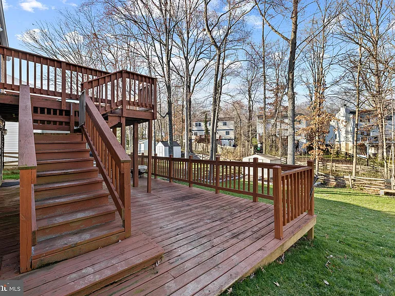 8469 Rippled Creek Ct — Photo 31