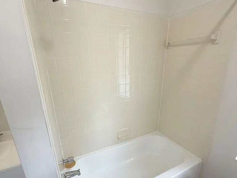 1502 Rolling Hills Dr — Photo 17