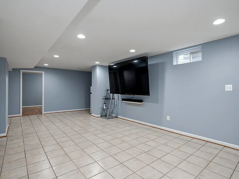 12506 Erroll Ln — Photo 5
