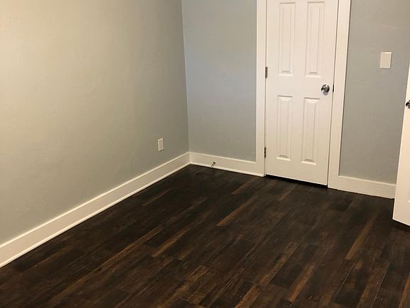3rd image of 430 19th St