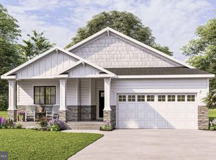 311 Twin Lakes Dr, Berkeley Springs, WV 25411