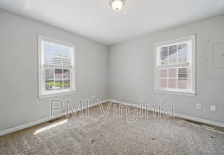 9 Laurel Dr — Photo 16