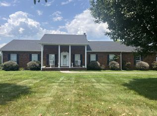 129 Deer Park Ln, Lafayette, TN 37083