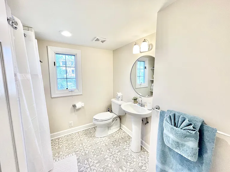 1325 Willow Dr — Photo 36