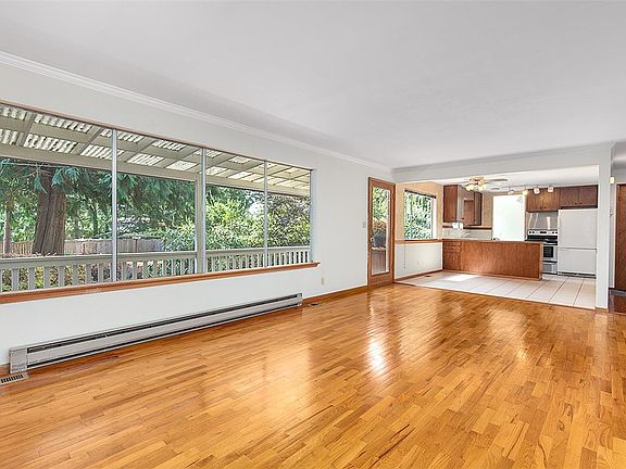 4th image of 2223 219th Ln SE