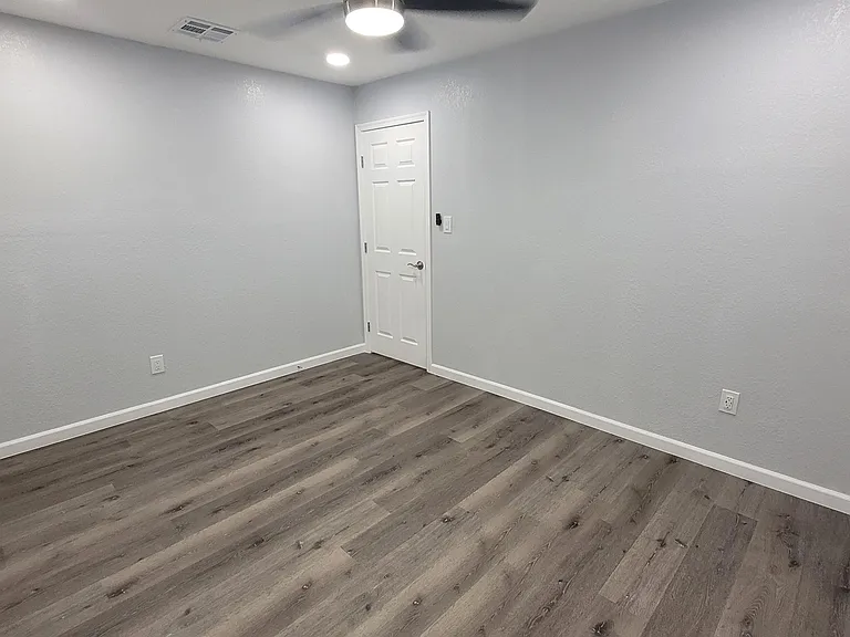 4933 E Willetta St — Photo 39