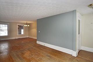 4th image of 326 W Hammond St