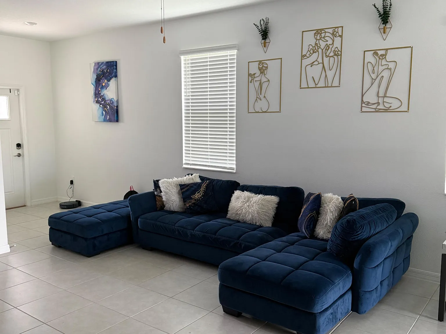 2 bed, 2.5 bath, 1515 sqft, $1,481 — Photo 3