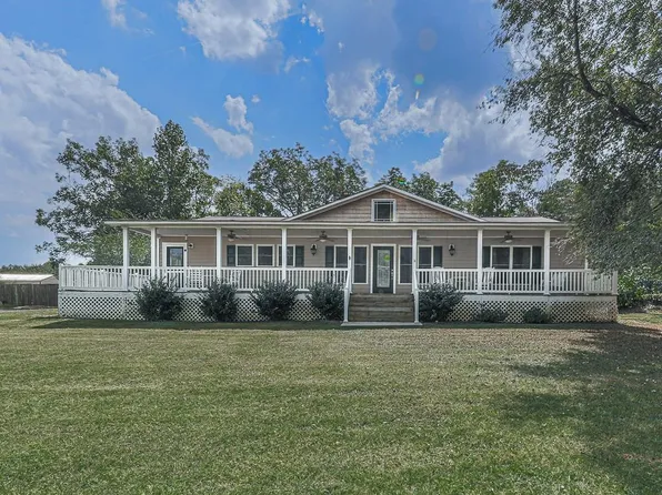 377 Hiram Way, Hiram, GA 30141