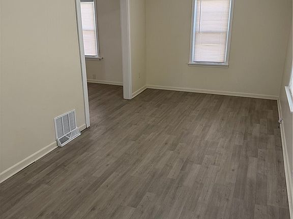 4th image of 404 Noah Ave