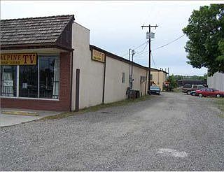 3rd image of 4015 1st Ave S