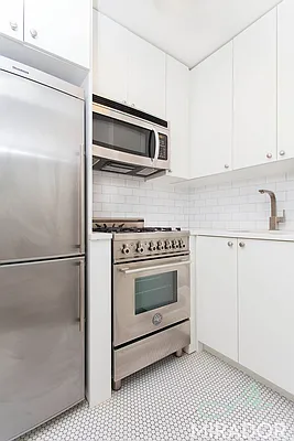 Rented by Mirador Real Estate | media 35