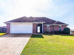 145 Carl Cir, Byram, MS 39272