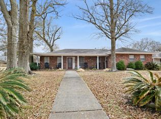 8286 Gladewood Dr, Baton Rouge, LA 70806