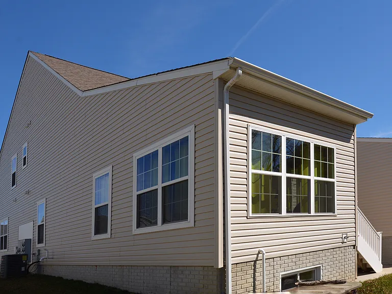 37530 Worcester Dr — Photo 36