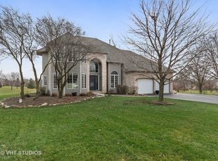 6N619 Foley Ln, Saint Charles, IL 60175