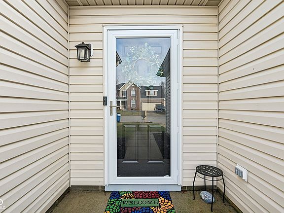 4th image of 18808 Edwards Grove Dr