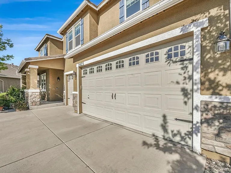 2425 Crooked Canyon Ct — Photo 72
