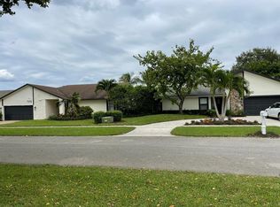 7360 San Sebastian Dr, Boca Raton, FL 33433