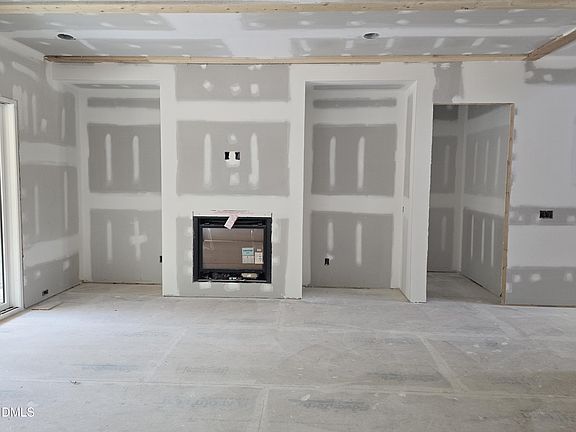 4th image of 3914 Cedar Knolls Dr