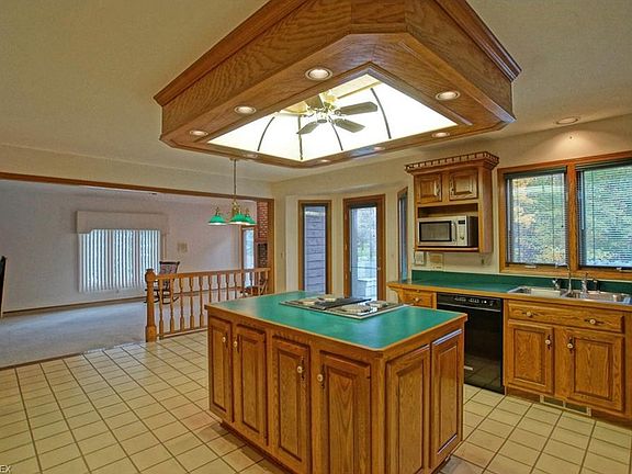 4th image of 37202 Oneill Dr
