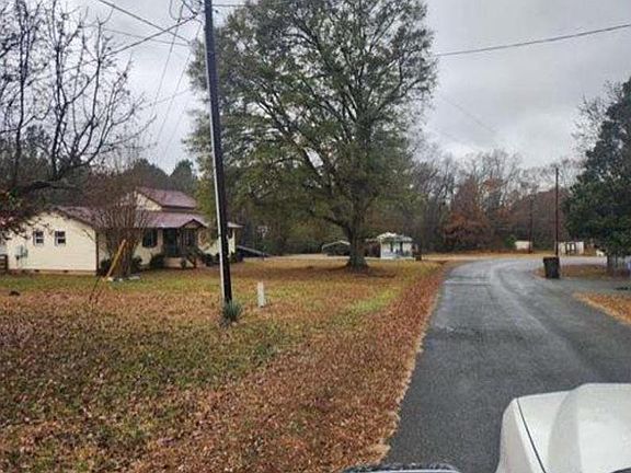 2nd image of 7698 Otts Cir