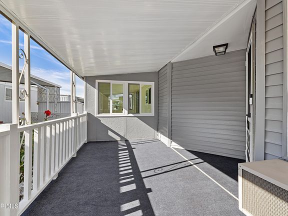 5th image of 72 Suzanne Ct #72