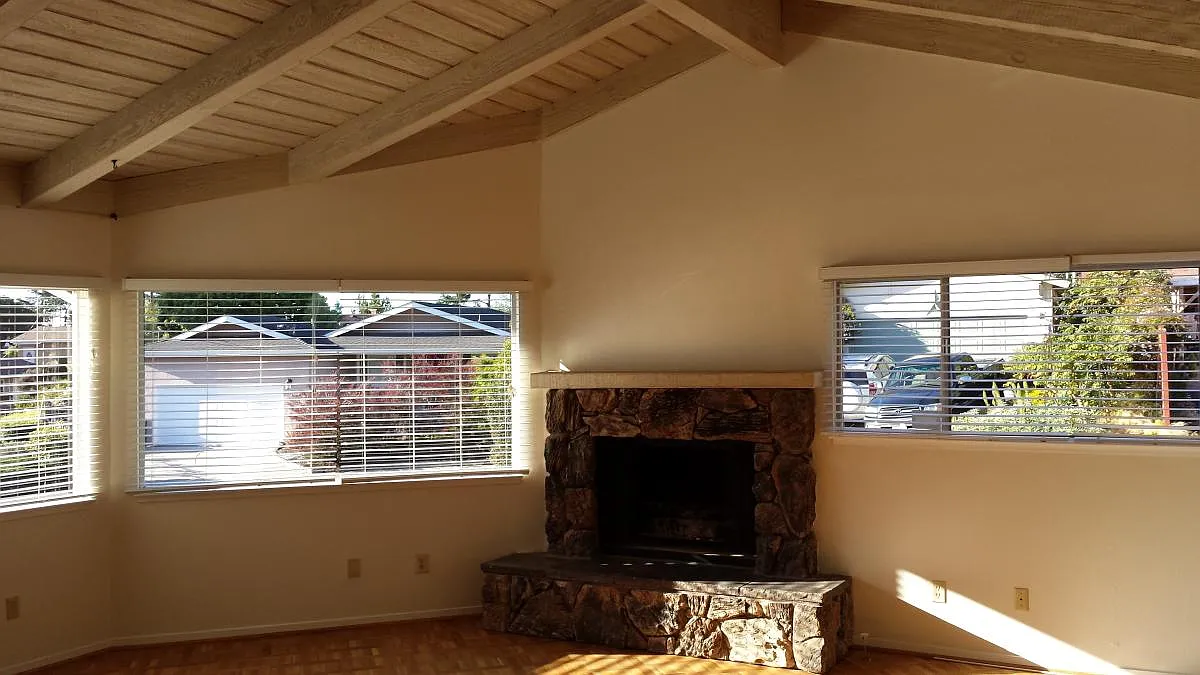 3 bed, 1704 sqft, $4,925 — Photo 4