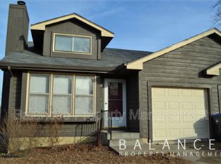 3636 SW Eveningside Dr, Topeka, KS 66614