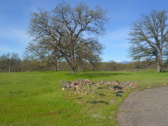 4th image of Via Linda Dr