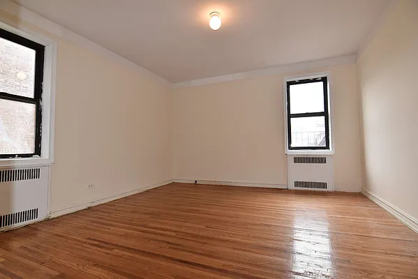 Rented by Zuz Realty | media 4