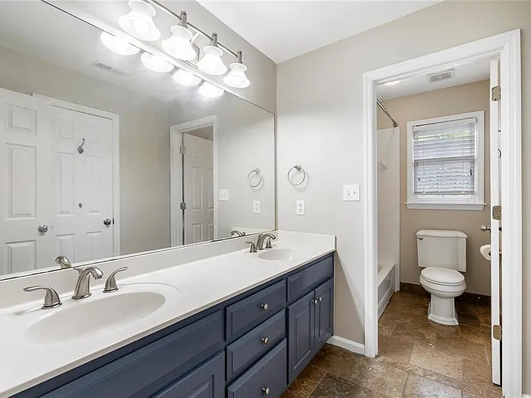 111 Planterra Way — Photo 25
