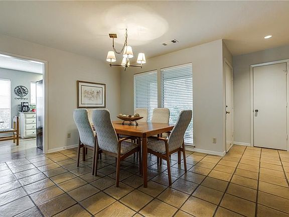5th image of 16969 Davenport Ct