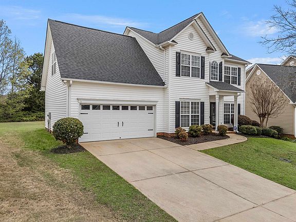 2nd image of 11 Twinings Dr