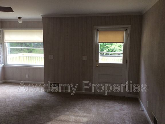 5th image of 209 Decatur Rd