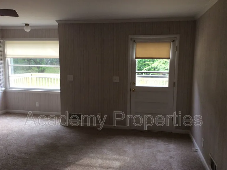 209 Decatur Rd — Photo 5