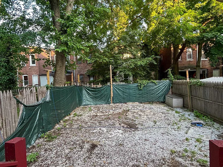 46 N Hermitage Ave — Photo 9