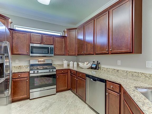 4th image of 24016 Canterwood Way