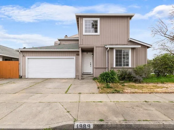 1989 Seville Street, Santa Rosa, CA 95403