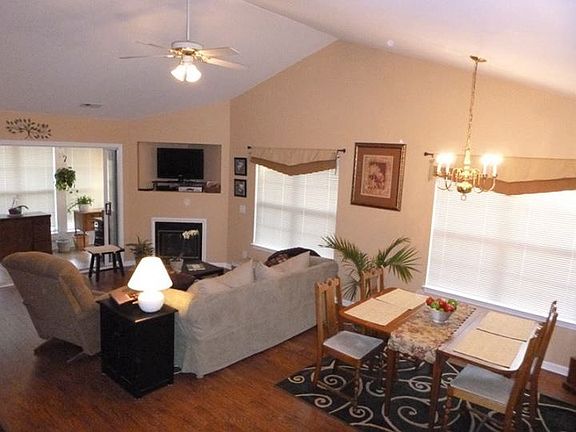 4th image of 2207 Locksley Woods Dr APT H