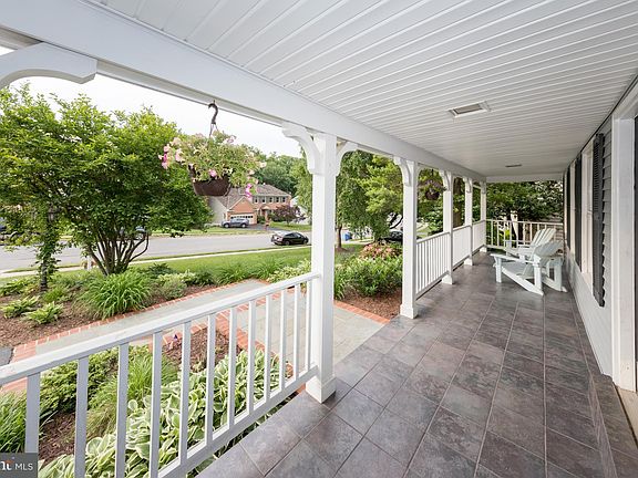 4th image of 9697 South Run Oaks Dr